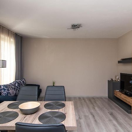 Cozy Flats Nearby Center Free Park Area Apartman Várna Kültér fotó